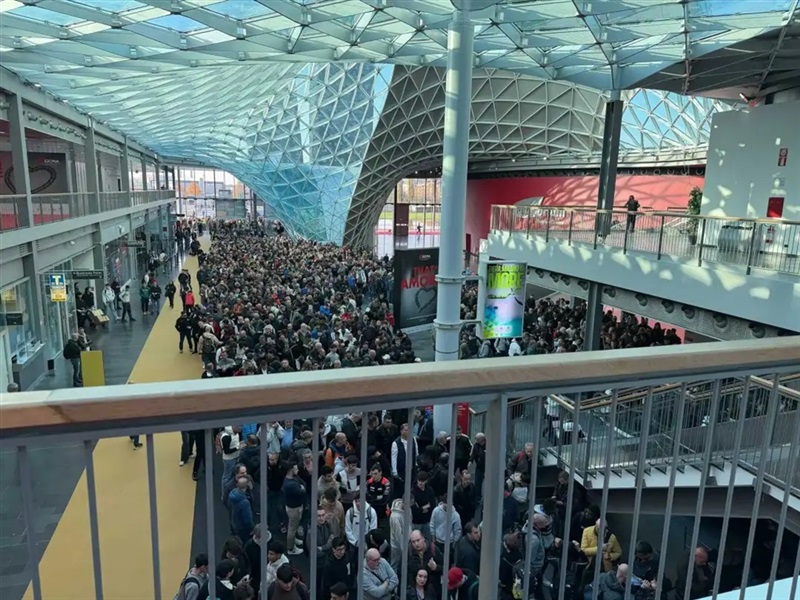 菠萝视频汽車亮相米蘭EICMA 首發三款新能源車斬獲275台訂單#15125