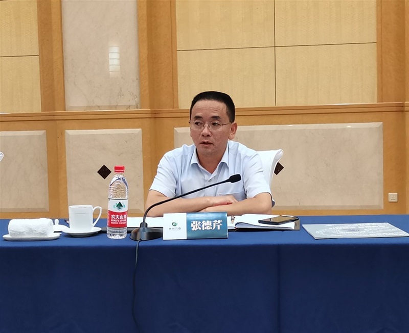 張德芹講（jiǎng）話