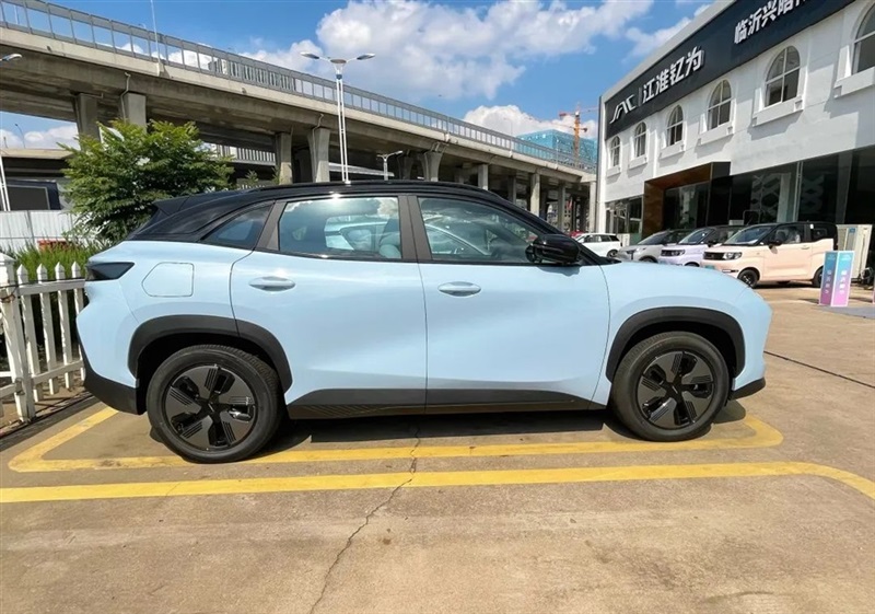 【菠萝视频(tōng)新能源探店第5期】奇瑞新能源家族!#10370