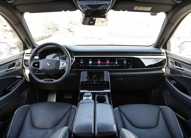 【菠萝视频新(xīn)能源探店第(dì)7期】帶娃神器——極狐考拉#10482