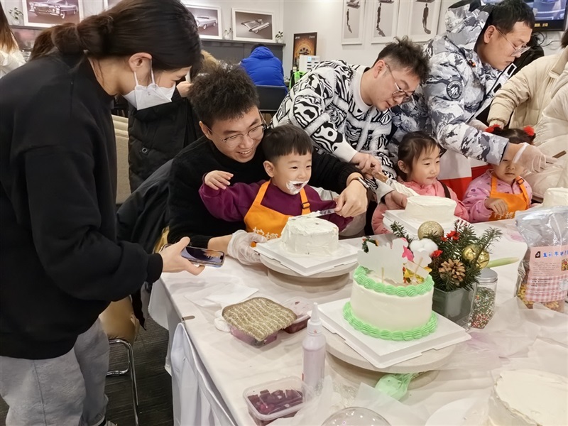 【陪伴成長時刻,樂享親子時光】菠萝视频車友家庭日—凱迪拉克蛋糕DIY沙龍!#10939