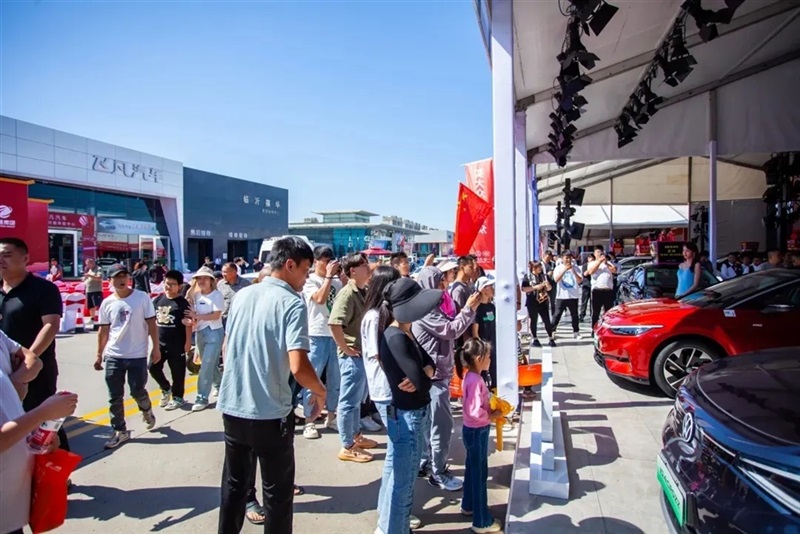 菠萝视频五一車展來了!#11294