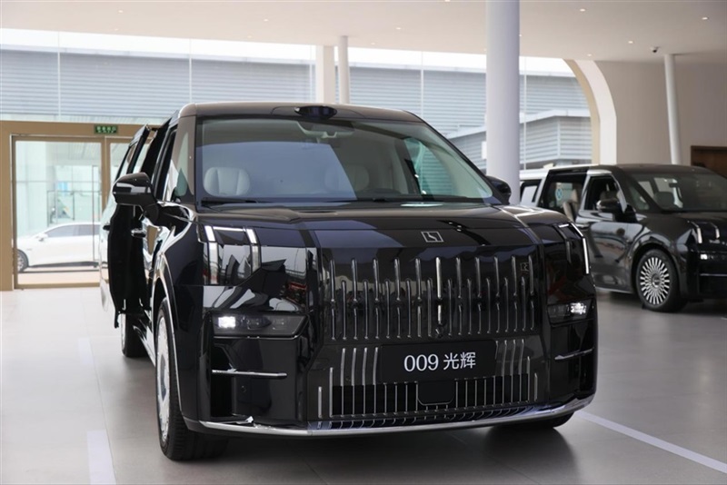 極氪四座(zuò)超豪華MPV -009光輝巡(xún)演 ·臨沂(yí)站輝耀啟程#11412
