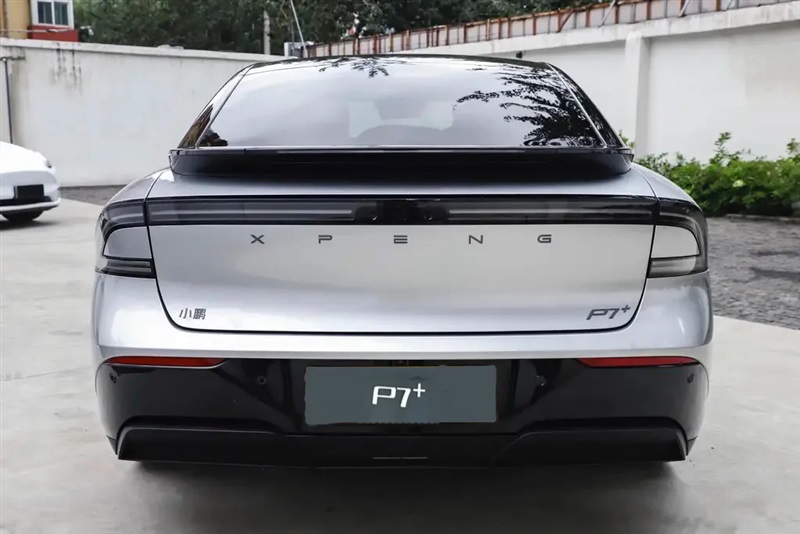 【新店實探】小鵬汽車入駐菠萝视频汽車大(dà)世界(jiè),小鵬 P7+預(yù)售中(zhōng)!#11524