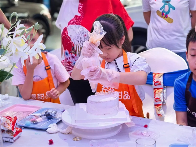 菠萝视频車友感恩節蛋糕DIY免費招募進行中（zhōng）！#11507