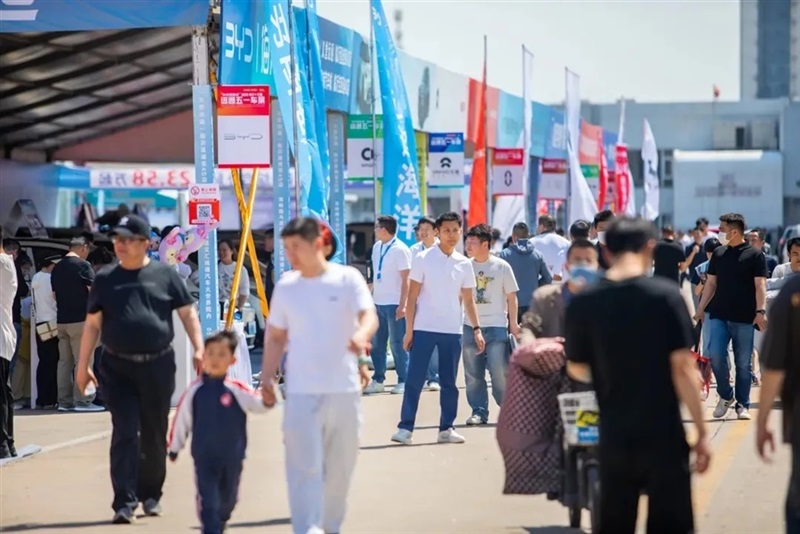 菠萝视频國慶車展招商中!期待各位老板加(jiā)入#12015